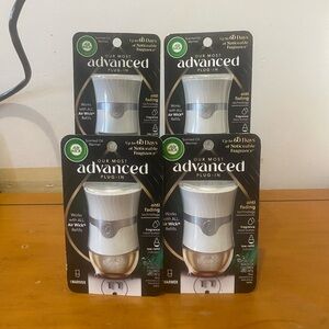 Air Wick Advanced Plug-In Scented Oil Warmer